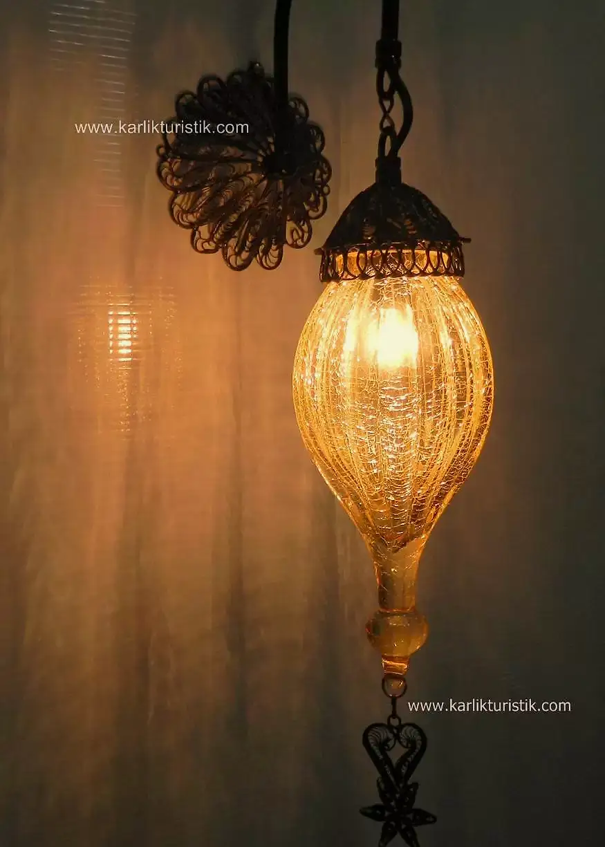 Osmanlı Aplik Küçük El işi Çekme Camlı Telkari DSCN63211