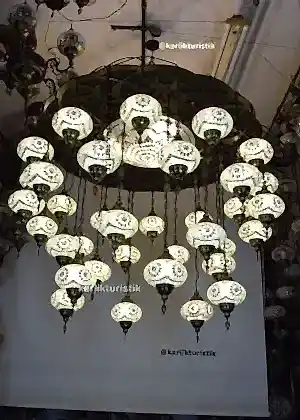 Ekstra Büyük ,Beyaz Tonlu, Mozaik Avize - 34 Camlı Ortası, 50cm Sarkıt Lamba Bombe